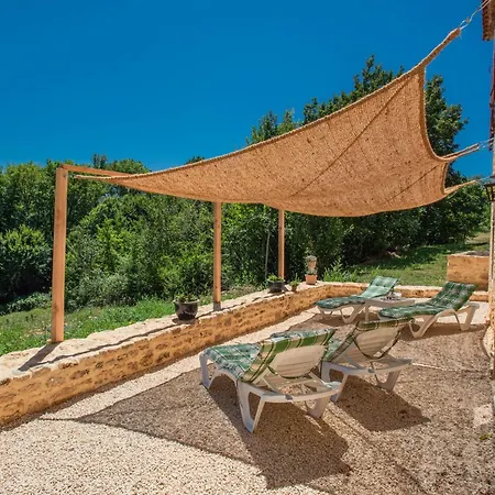 Damour Holiday home