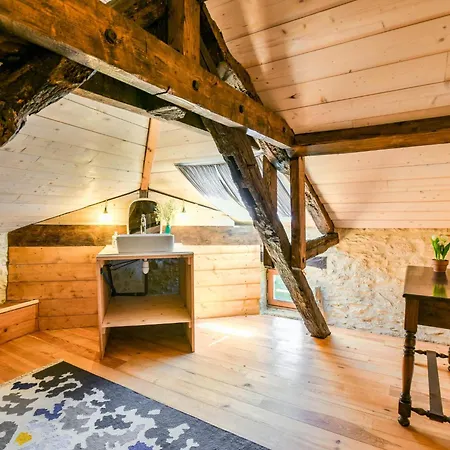 Holiday home Damour